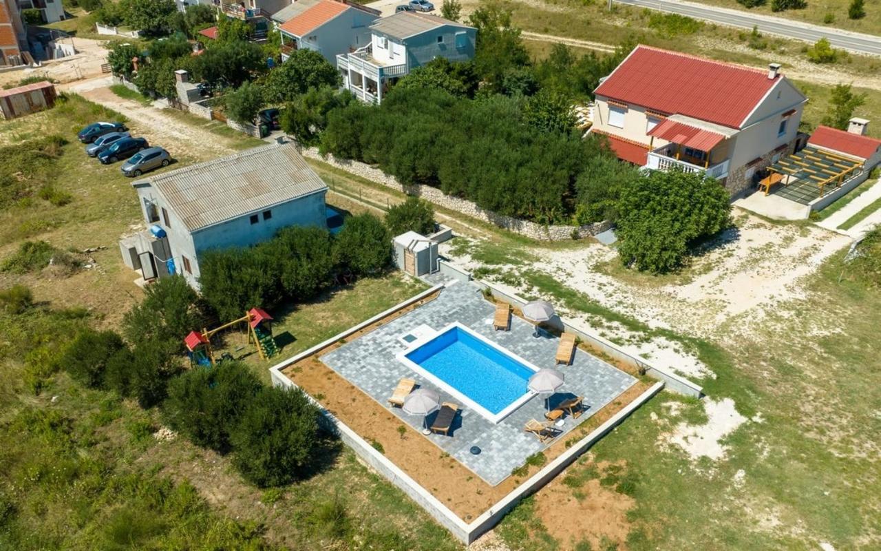 Family Friendly Apartments With A Swimming Pool Rtina - Stosici, Zadar - 21450 Kültér fotó