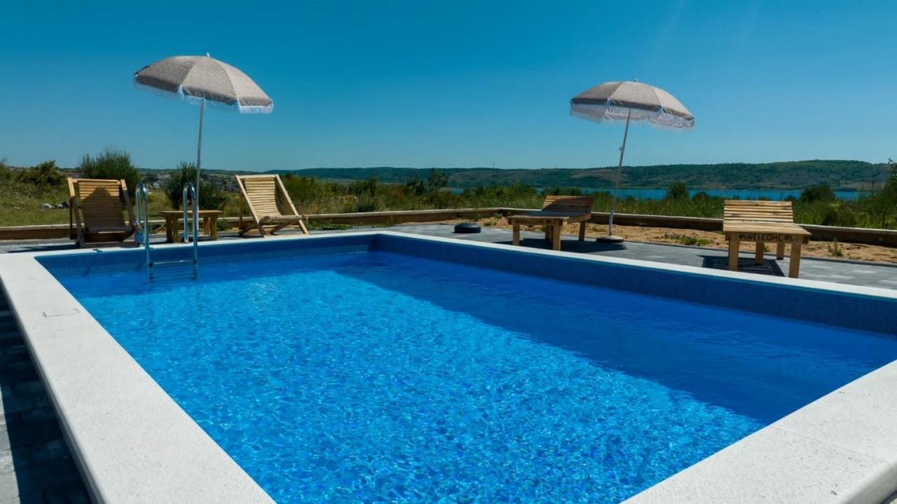 Family Friendly Apartments With A Swimming Pool Rtina - Stosici, Zadar - 21450 Kültér fotó